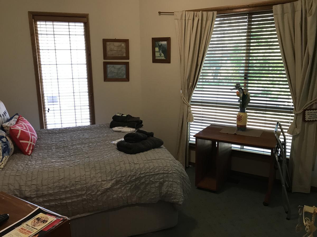 Bed and Breakfast Tajmabarn Fullcircle Farm 6 Roundhill Rd Wilton Экстерьер фото